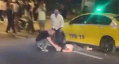 Bakırköy'de aynı noktada peş peşe iki ayrı motosiklet kazası; 1'i ağır 3 yaralı