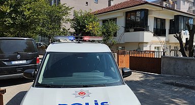 Balkondan düşüp yaralandı