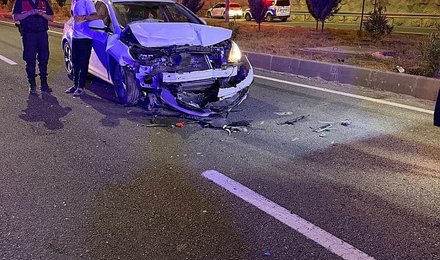 Batman'da iki otomobil tünel girişinde çarpıştı: 12 yaralı