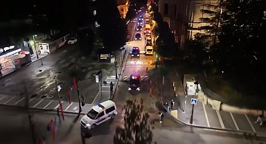 Beşiktaş'ta dron destekli huzur uygulaması: Aranan 5 kişi yakalandı, 26 araca 209 bin 720 lira ceza kesildi