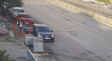 Beyoğlu'nda aracında uyuyan kişinin cep telefonunu çalan hırsız yakalandı