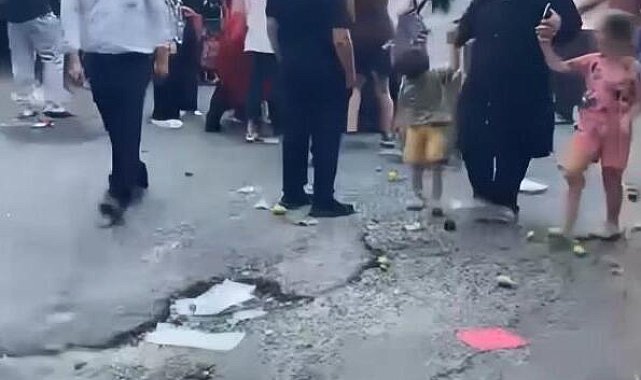 Beyoğlu'nda pazarda 'Ürünlere zarar verdin' tartışması: Kadın başından yaralandı esnaf tutuklandı