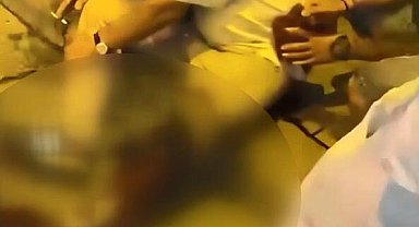 Beyoğlu'nda pitbull cinsi köpek terriere saldırdı; 'Köpeğini kontrol et' diyerek sahibini bıçakladı