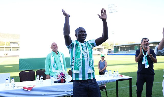 Bodrum FK'da Vincent Aboubakar'a coşkulu imza töreni