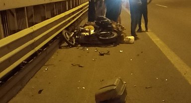 Bolu Dağı'nda kamyona arkadan çarpan motosikletin sürücüsü öldü
