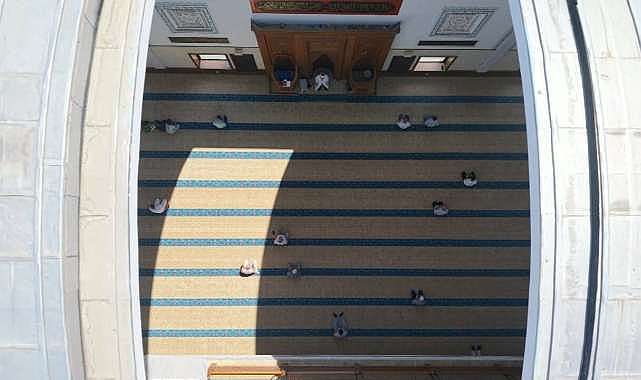 Bursa’da görenleri şaşırtan cami