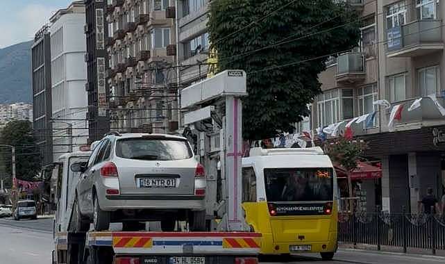 Bursa’da hatalı parka af yok! Araçların hepsi çekildi…
