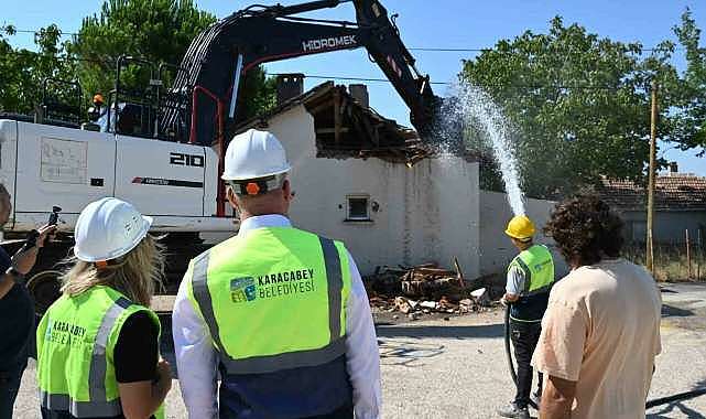 Bursa’da metruk yapılara geçit yok