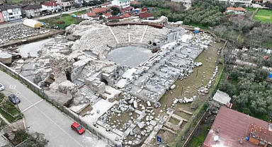 Bursa’daki Roma Tiyatrosu’nda yeni bir tarih daha çıktı