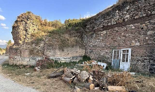 Bursa’daki tarihi eserlere bakın nasıl zarar verdiler