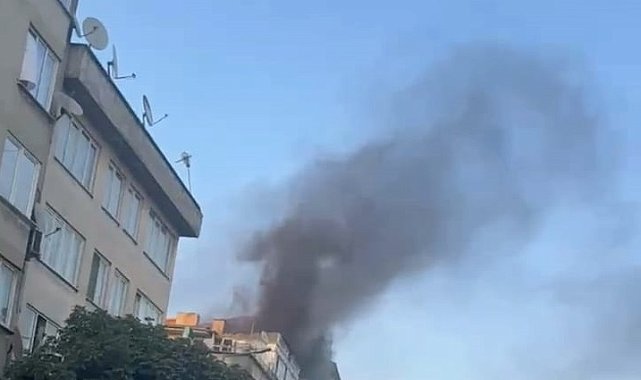 Bursa'da depoda çıkan yangın kısa sürede söndürüldü