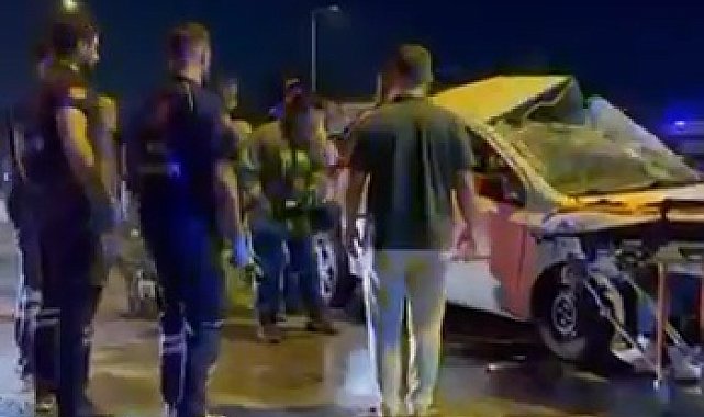 Bursa'da otomobil refüje çarptı: 1 ölü, 1 ağır yaralı