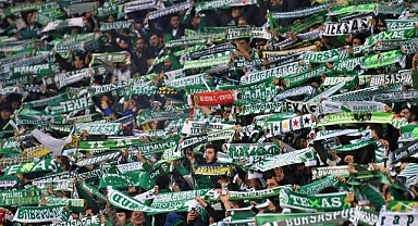 Bursaspor taraftarı hücum etti! Yarım saatte bitti