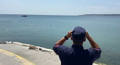 Büyükçekmece'de boğulma ihbarı üzerine denizde başlatılan arama çalışmasına devam edildi