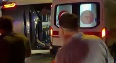 Büyükçekmece'de servis otobüsü devrildi: 18 yaralı