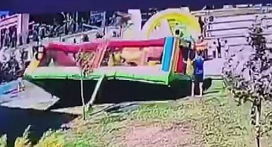 Çekmeköy'de şişme oyun parkı rüzgar nedeniyle ters döndü; 3 çocuk yaralandı
