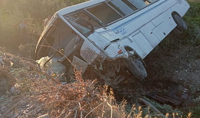 Cezayir'de yolcu otobüsü devrildi: 6 ölü, 22 yaralı