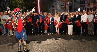 Demirci'de Kurtuluş Festivali kortej yürüyüşüyle başladı