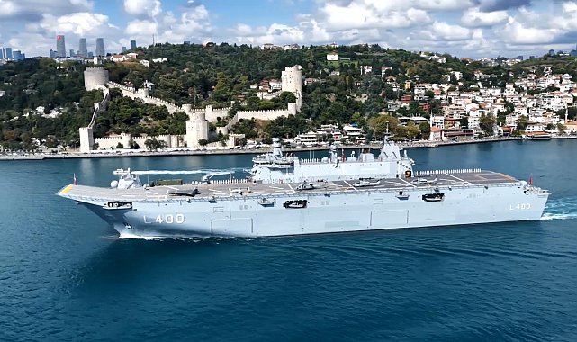 Deniz Kuvvetleri Komutanlığı'na bağlı 15 gemi İstanbul Boğazı'ndan geçiyor - 1