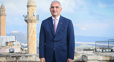 Depremde hasar gören iki tarihi camide restorasyon tamamlandı