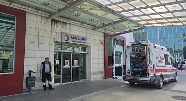 Doğadan topladıkları mantarları yedikten sonra fenalaşan çift hastaneye kaldırıldı