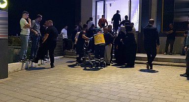Düğünde iki grup arasında bıçaklı müzik kavgası: 3 yaralı