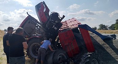 Edirne'de traktör devrildi; 1'i ağır, 2 yaralı