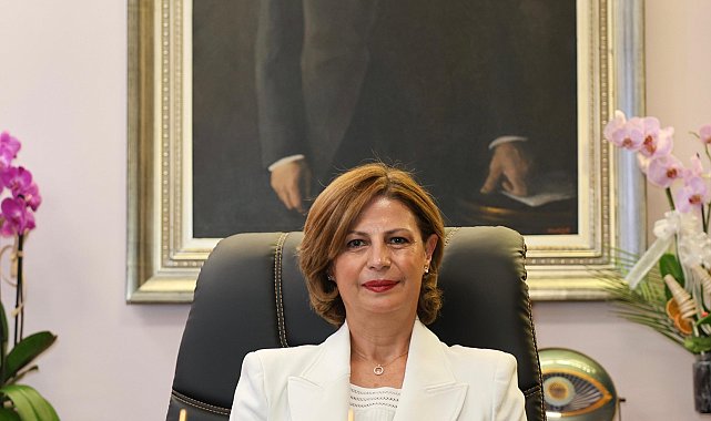 Eskişehir Büyükşehir Belediye Başkanı Ünlüce, Yeni Parti'ye geçti