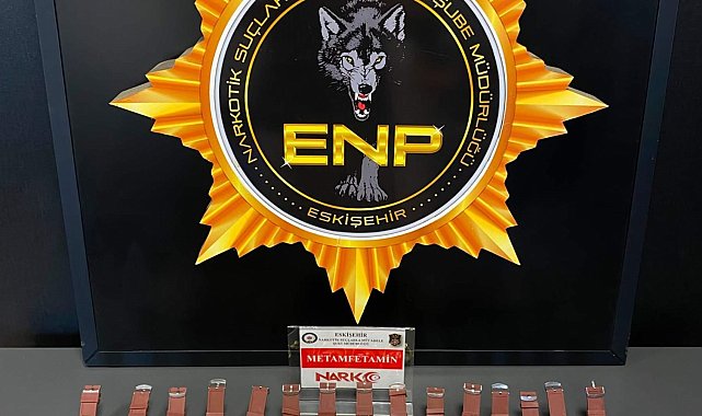 Eskişehir'de kol saatlerinin içine gizlenmiş 146 gram metamfetamin ele geçirildi; 2 tutuklama