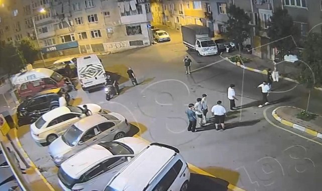 Fatih'te 19 yaşındaki Ali'nin bıçakla öldürüldüğü kavganın görüntüleri ortaya çıktı: 8 gözaltı