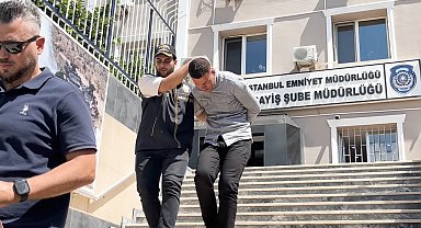 Fatih'te camiide 450 bin liranın bulunduğu çantayı çalan şüpheli yakalandı