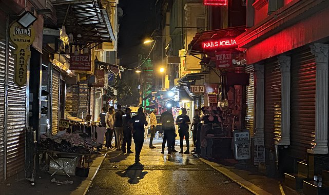 Fatih'te komşu iki esnaf arasında silahlı kavga: 1 ölü, 1 yaralı