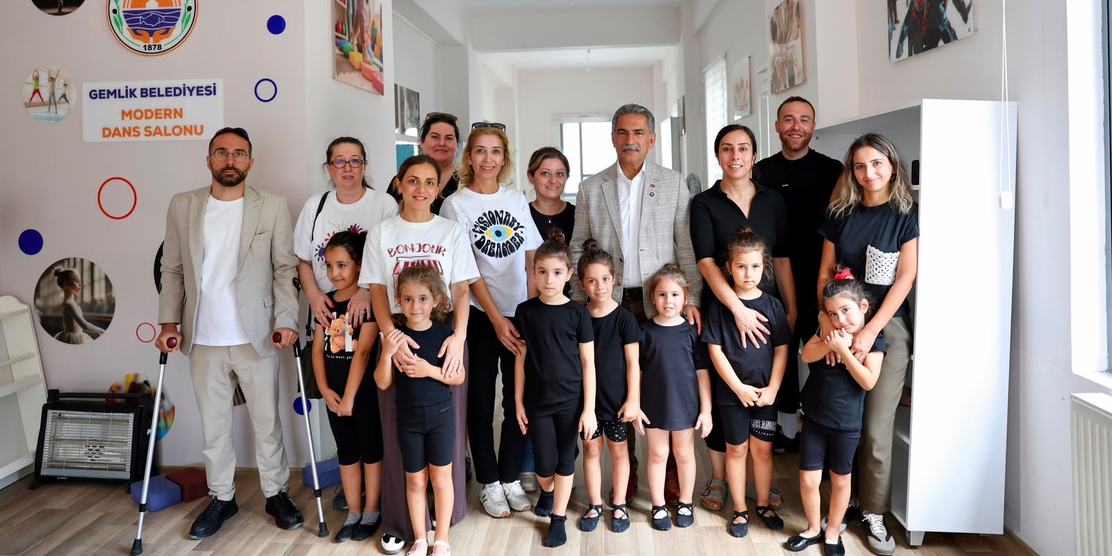 Gemlik Belediyesi Modern Dans Salonu’nda Bale Eğitimleri Başladı