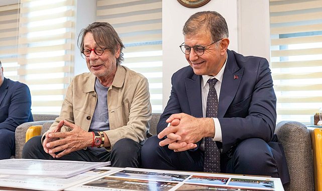 Göztepe, İnciraltı projesini Tugay'a sundu