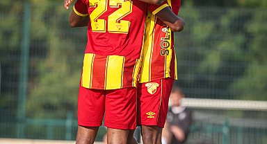 Göztepe'de Armstrong gözde