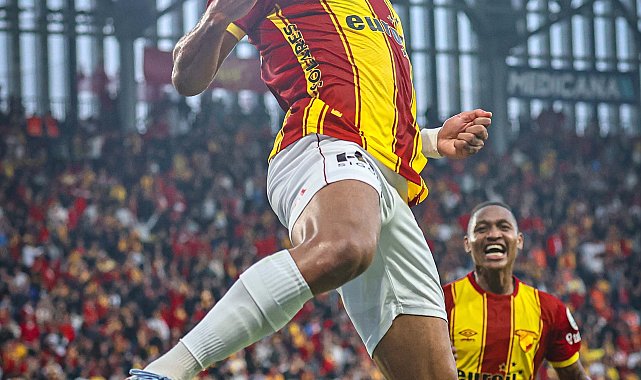 Göztepe'de Juan CSKA'nın kapısından döndü