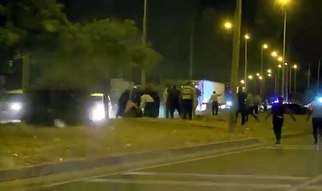Hatay'da düğün konvoyunda gelin ve damat yakınları arasında silahlı kavga: 4 yaralı