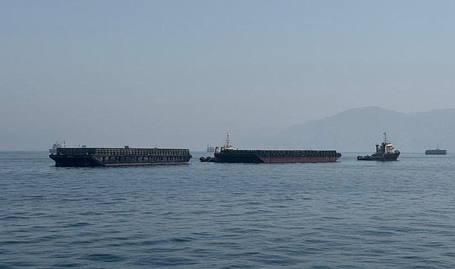 Hürmüz Boğazı'nda bir tanker vuruldu