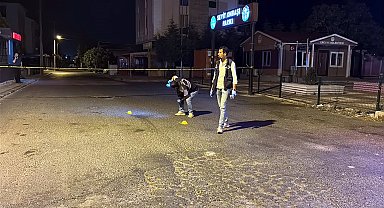 Husumetlilerini cadde ortasında tüfekle yaraladı