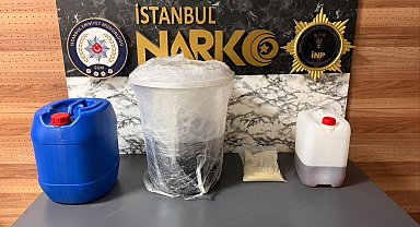 Kadıköy'de uyuşturucu operasyonu: 3 gözaltı