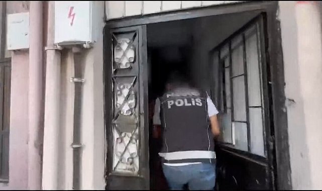Kağıthane'de iş yerine operasyonda 104 kilogram uyuşturucu ele geçirildi