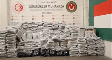 Kapıkule Gümrük Kapısı'nda 810 kilo esrar ele geçirildi