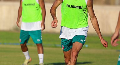 Karşıyaka ile Altay derbi öncesi rakip olacak