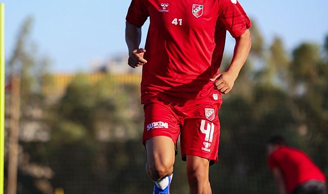 Karşıyaka'da Erol beklemede