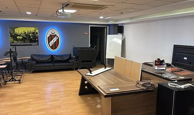 Karşıyaka'da salon için çözüm çıkmadı