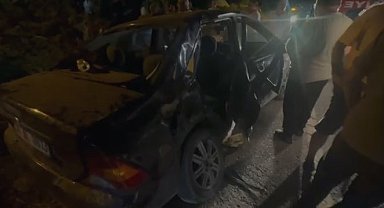 Kastamonu'da iki otomobil çarpıştı; 4 yaralı