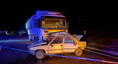 Kastamonu'da TIR ile otomobil çarpıştı: 2 ölü