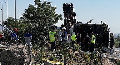 Kayseri'de yolcu otobüsü devrildi; 1 ölü, 23 yaralı