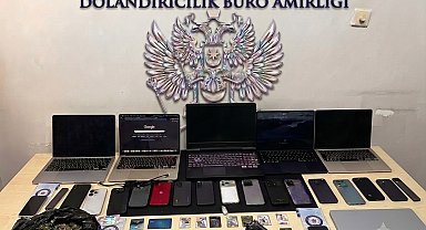 Kendilerini banka personeli olarak tanıtıp 50 milyon lira dolandırdılar