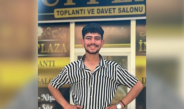 Kiraladıkları otomobille gezmeye giderken kazada ölen kuzenler toprağa verildi